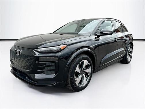 2025 Audi Q6 e-tron Prestige quattro