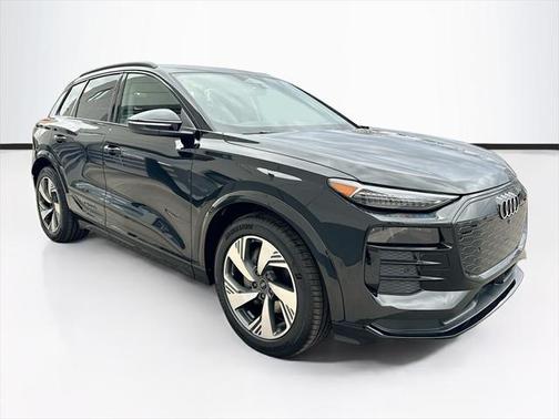 2025 Audi Q6 e-tron Prestige quattro