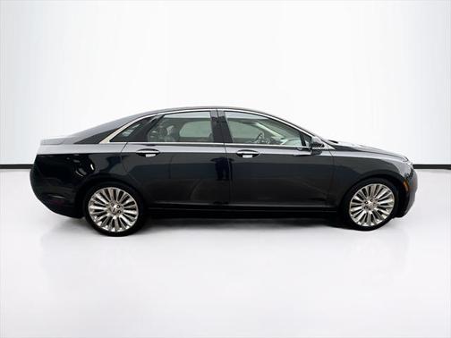 2014 Lincoln MKZ Base