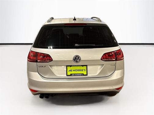 2015 Volkswagen Golf SportWagen TDI S 4-Door