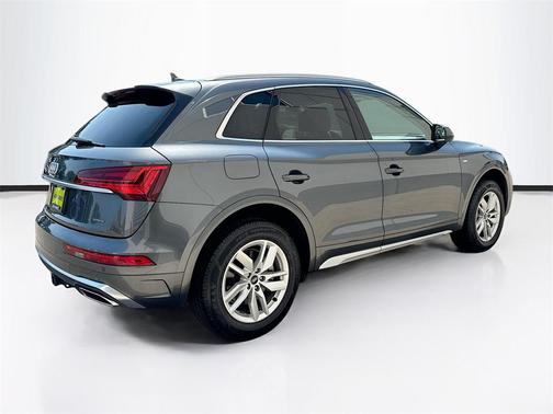 2022 Audi Q5 45 S line Premium