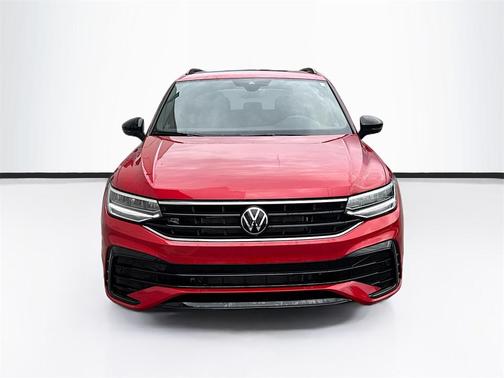 2024 Volkswagen Tiguan 2.0T SE R-Line Black 4MOTION