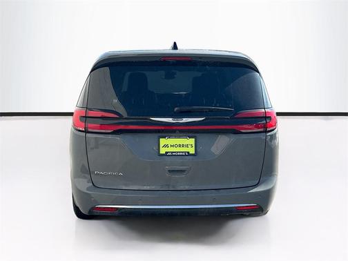 2025 Chrysler Pacifica L