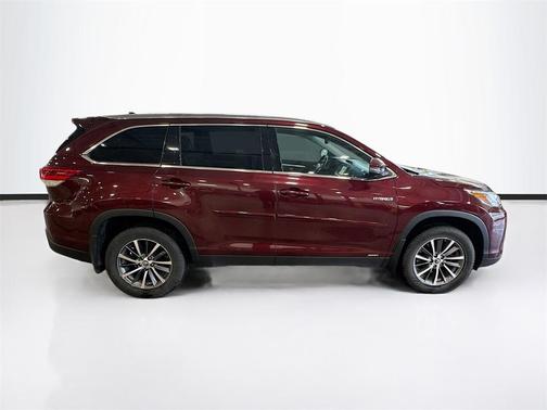 2019 Toyota Highlander Hybrid XLE