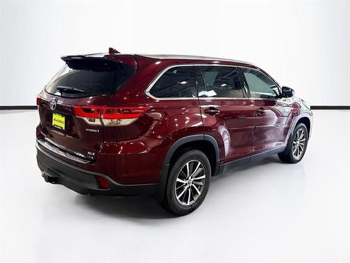 2019 Toyota Highlander Hybrid XLE