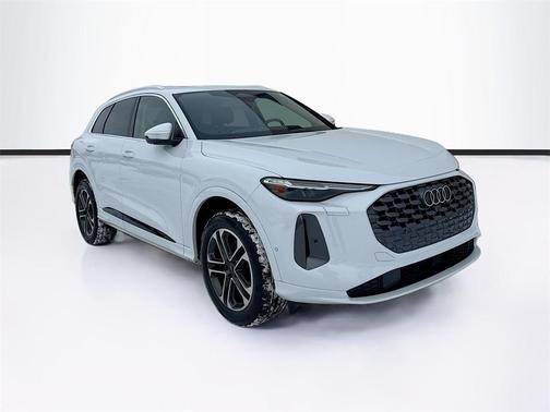 2025 Audi Q5 2.0T Premium Plus