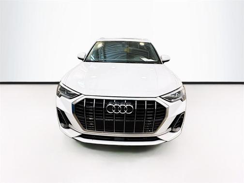 2023 Audi Q3 45 S line Premium Plus
