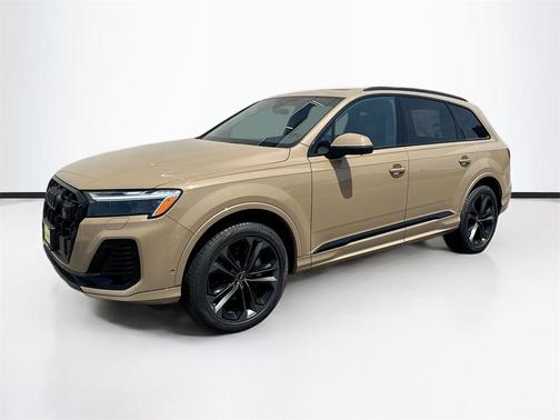 2025 Audi Q7 55 Premium Plus