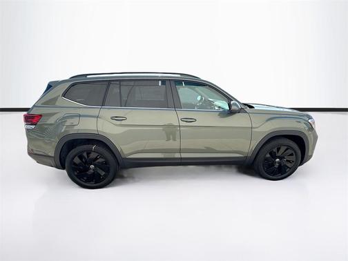 2026 Volkswagen Atlas 2.0T SE w/Technology 4MOTION