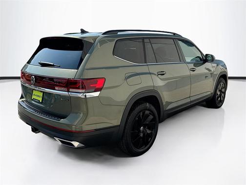 2026 Volkswagen Atlas 2.0T SE w/Technology 4MOTION