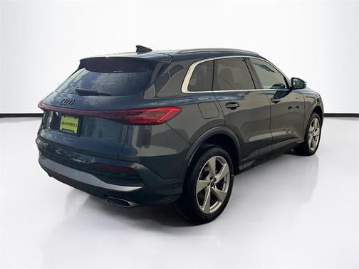 2025 Audi Q5 2.0T Premium Plus