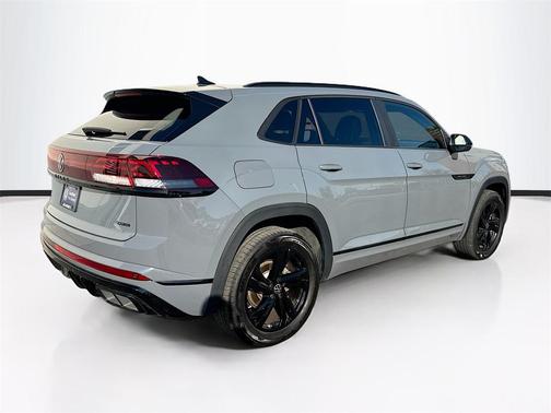 2025 Volkswagen Atlas Cross Sport 2.0T SEL