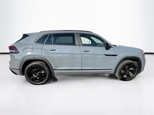 2025 Volkswagen Atlas Cross Sport 2.0T SEL