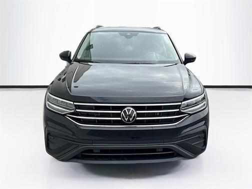 2024 Volkswagen Tiguan 2.0T SE 4MOTION