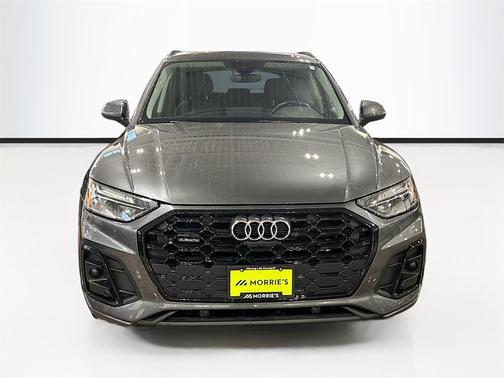 2022 Audi Q5 45 S line Premium Plus