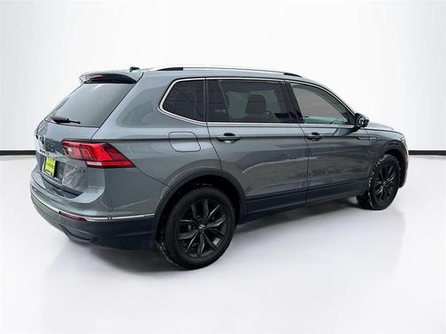 2024 Volkswagen Tiguan 2.0T SE 4MOTION