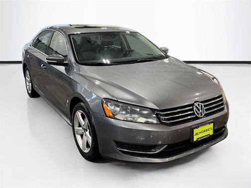 2012 Volkswagen Passat 2.5 SE