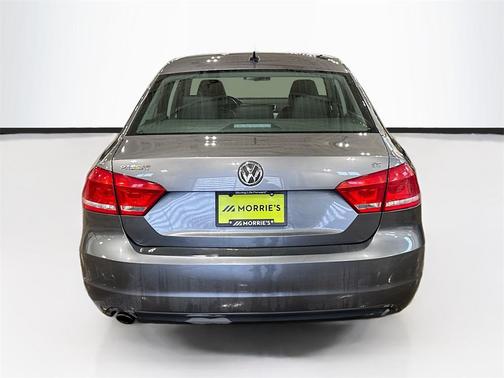 2012 Volkswagen Passat 2.5 SE