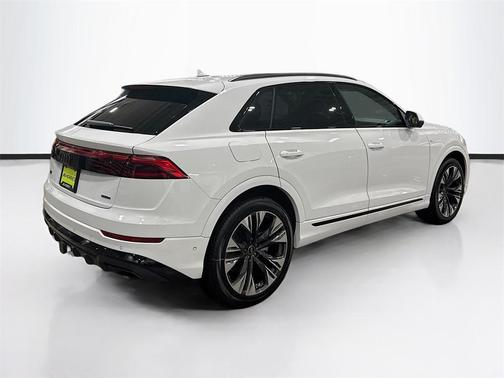 2026 Audi Q8 55 Premium Plus