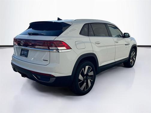 2025 Volkswagen Atlas Cross Sport 2.0T SE w/Technology 4MOTION