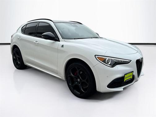 2022 Alfa Romeo Stelvio Ti