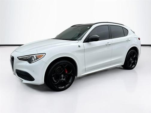 2022 Alfa Romeo Stelvio Ti