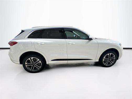 2025 Audi Q5 Premium