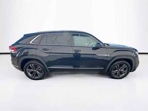 2022 Volkswagen Atlas Cross Sport 3.6L V6 SEL R-Line