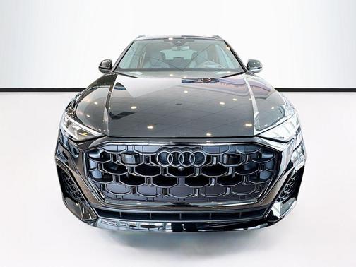 2026 Audi SQ8 4.0T Prestige