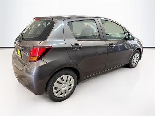 2017 Toyota Yaris L