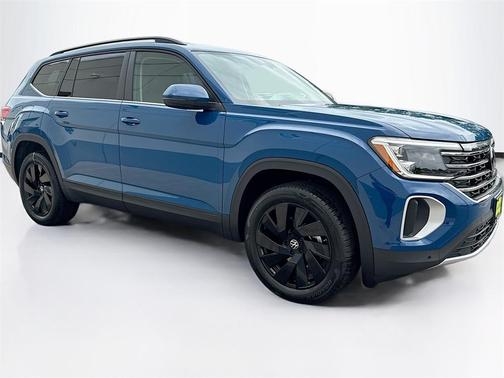 2026 Volkswagen Atlas 2.0T SE w/Technology 4MOTION