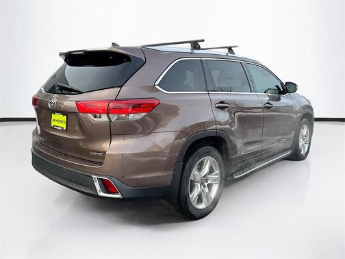 2017 Toyota Highlander 