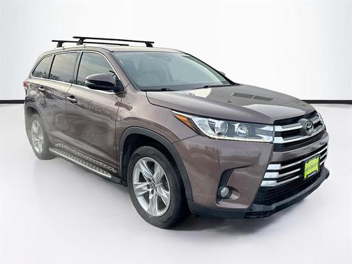 2017 Toyota Highlander 
