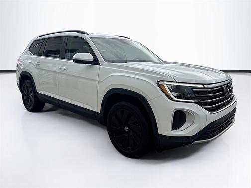 2024 Volkswagen Atlas 2.0T SE w/Technology 4MOTION