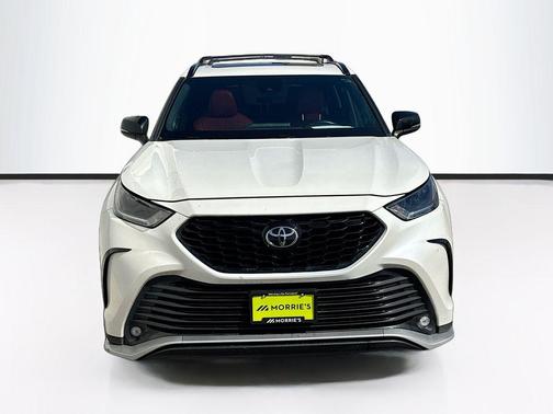 Blizzard Pearl 2021 Toyota Highlander XSE