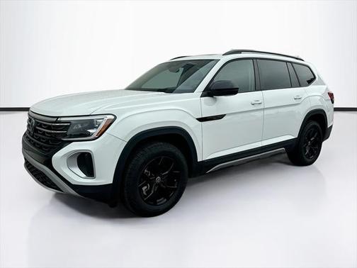 2024 Volkswagen Atlas 2.0T SE w/Technology 4MOTION
