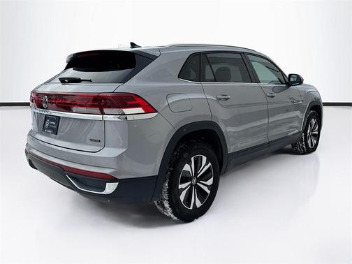 2025 Volkswagen Atlas Cross Sport 2.0T SE
