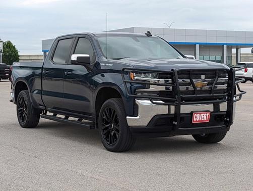 Photo 3 of 31 of 2019 Chevrolet Silverado 1500 LT