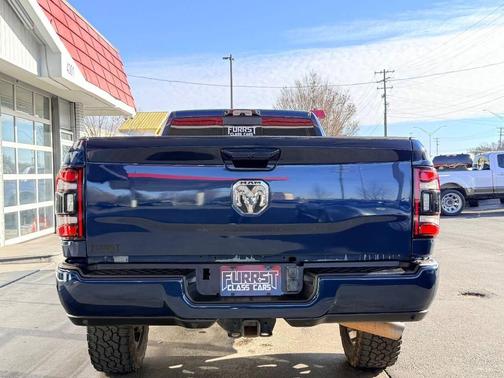2022 RAM 2500 Laramie Crew Cab 4x4 8' Box