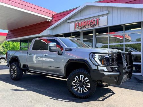 Sterling Metallic 2024 GMC Sierra 3500 Denali