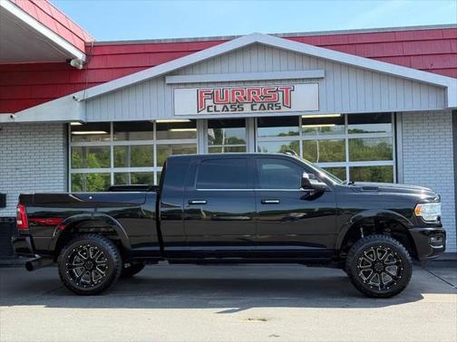 2019 RAM 2500 Limited Mega Cab 4x4 6'4' Box