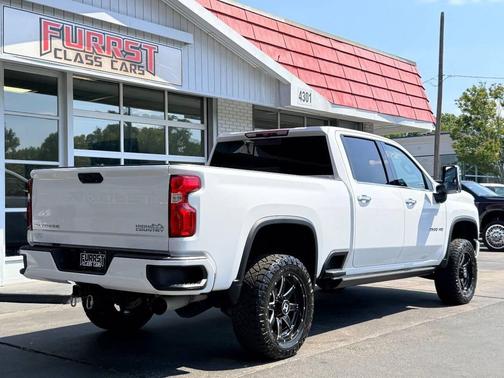 2022 Chevrolet Silverado 2500 High Country