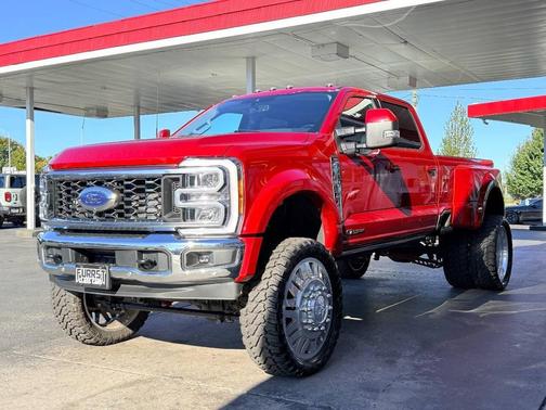 2023 Ford F-450 Lariat