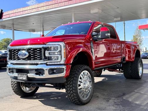 2023 Ford F-450 Lariat