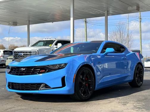 2023 Chevrolet Camaro RWD Coupe LT1