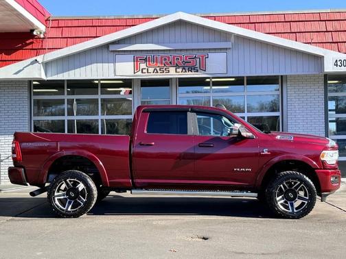 2021 RAM 2500 Laramie Crew Cab 4x4 6'4' Box