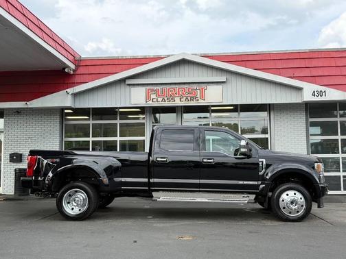 2022 Ford F-450 Platinum
