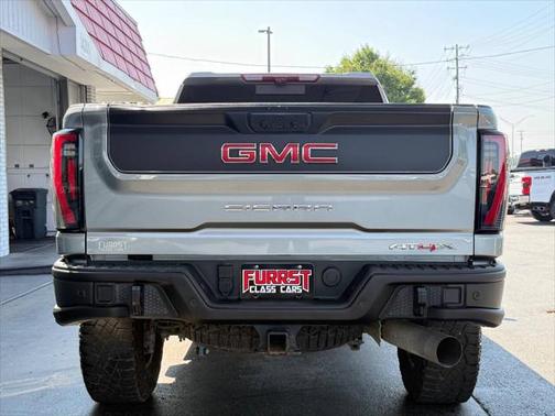 2024 GMC Sierra 2500 AT4