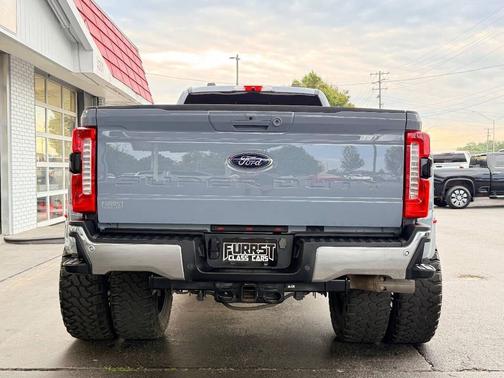2024 Ford F-350 Lariat