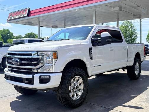 Oxford White 2021 Ford F-250 Lariat